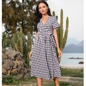 Shein Black and White Gingham Tie Side Wrap A-Line Midi Dress Size Small